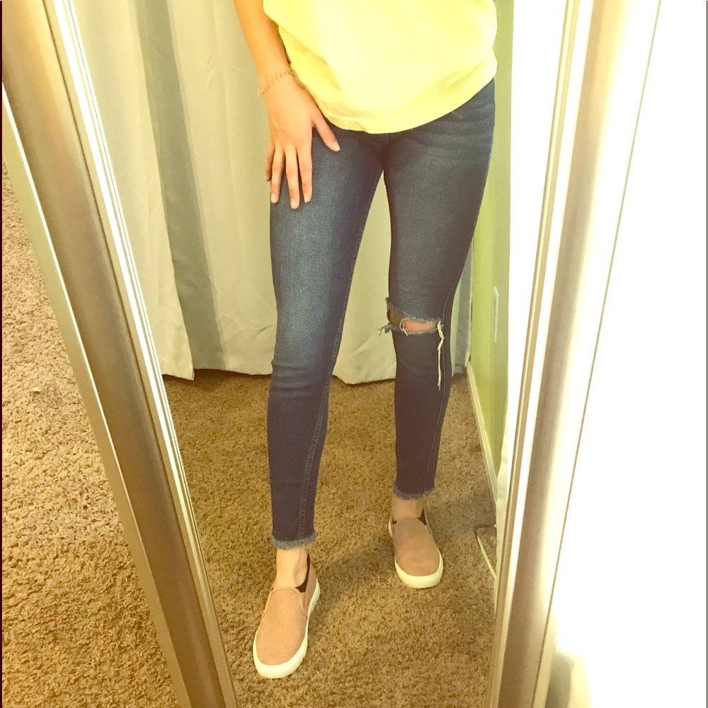 Hollister distressed dark blue skinny jeans